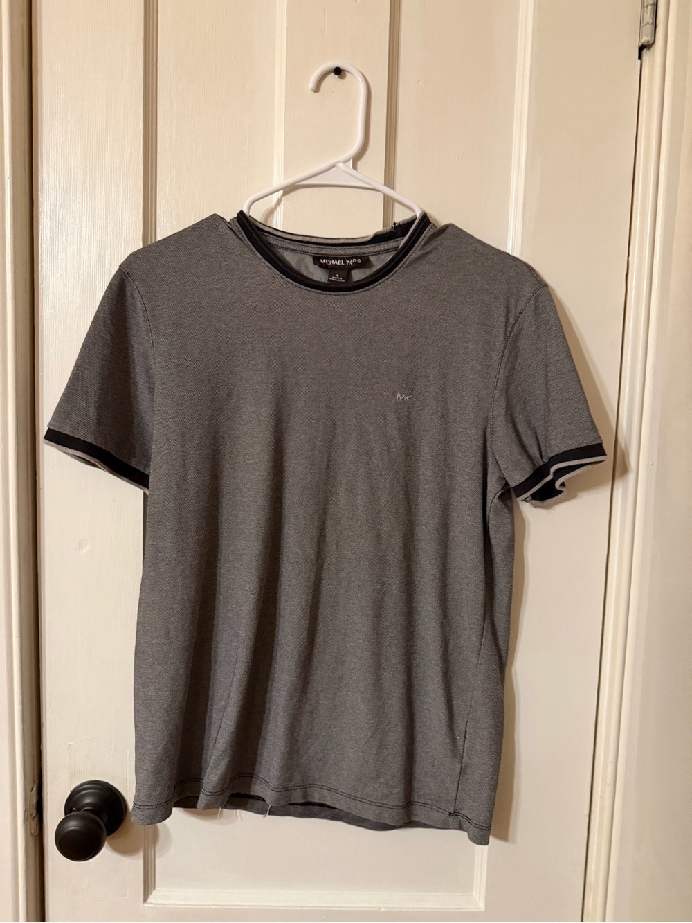 Michael Kors Short-Sleeve Gray Crewneck Tee with Contrast Trim